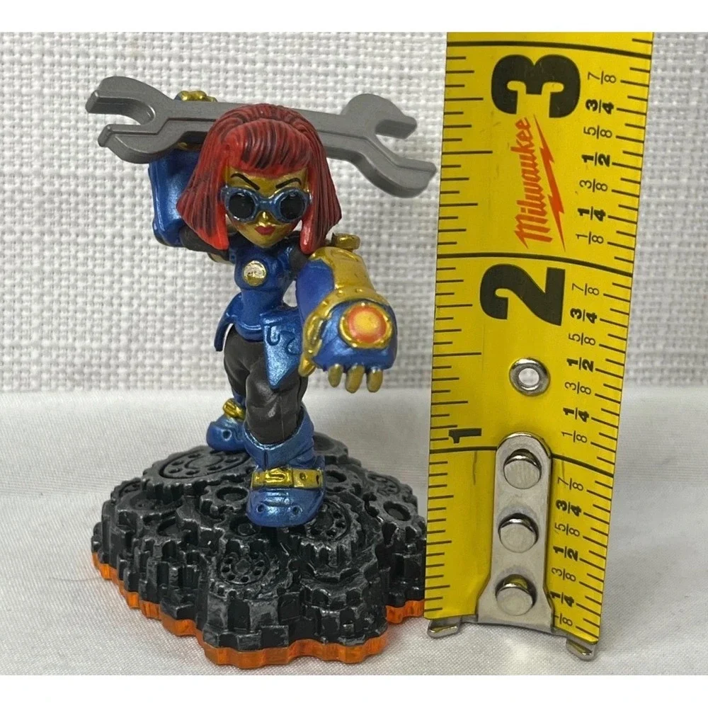 Skylanders Trap Team Gearshift Tech Element Figure Activision E4122 Blue